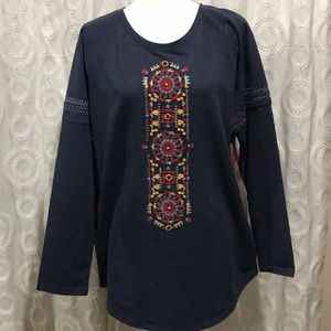 NWT Ruff Hewn Embroidered Shirttail Sweatshirt
